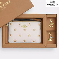 Coach  スタープリントとチャーム付きボックスコーナージップリストレット ゴールド/チョークマルチ