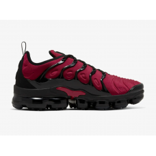 Кроссовки мужские Nike Air VaporMax Plus университетский красный/черный